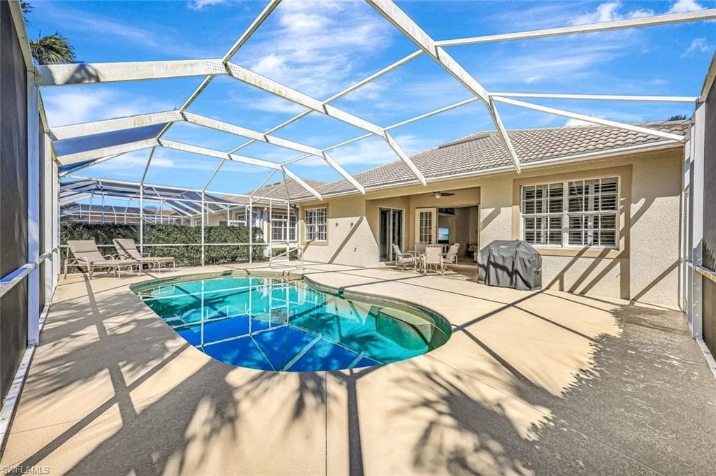 9375 Oak Strand DR-21