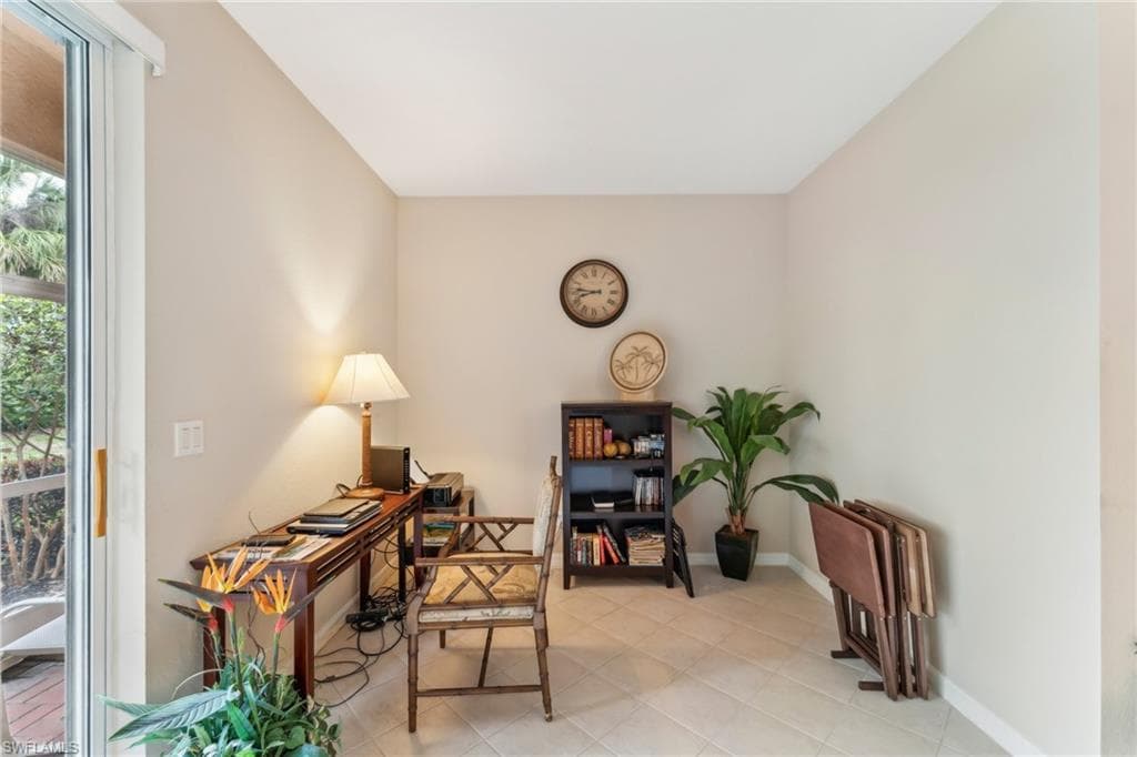 3327 Dandolo CIR-4