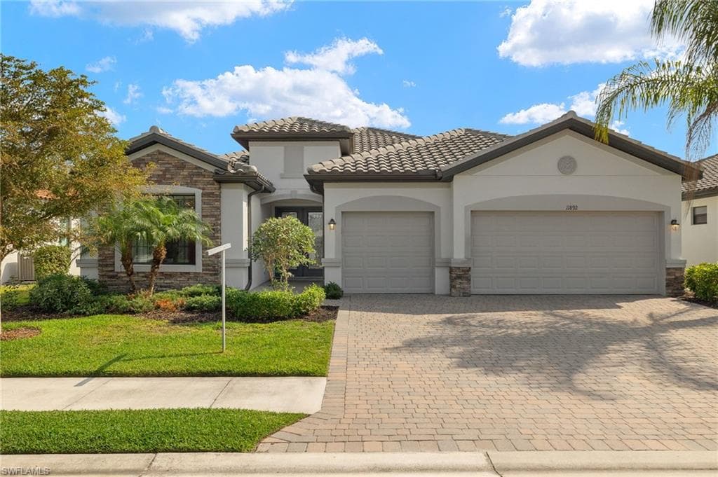 11892 Hickory Estate CIR-1