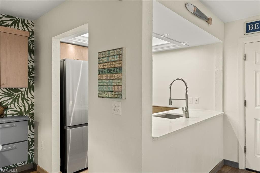 845 E Gulf DR 212-14