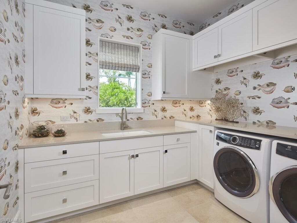 2075 Gordon DR E-22