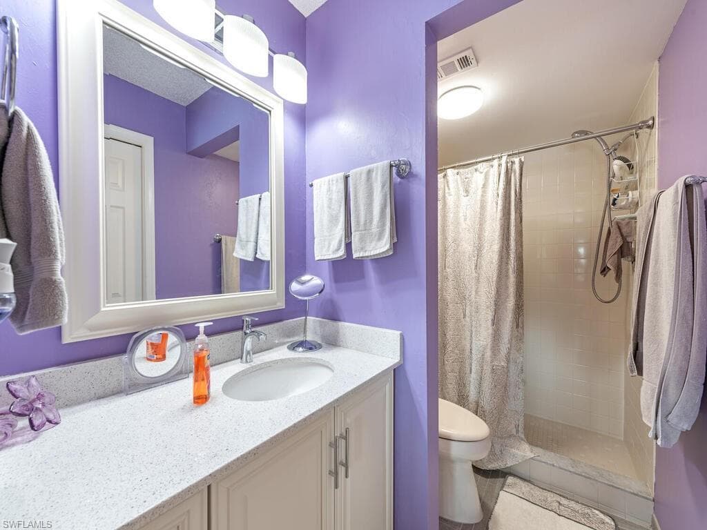 5776 Deauville CIR C202-9