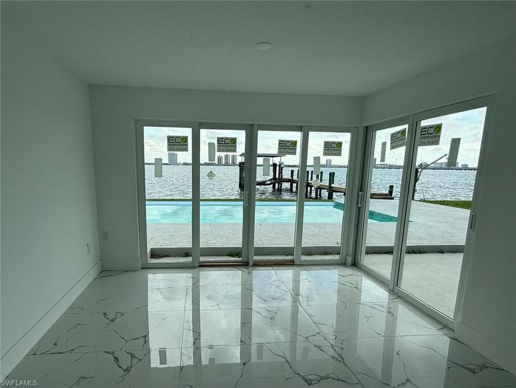 111 North Shore AVE-16