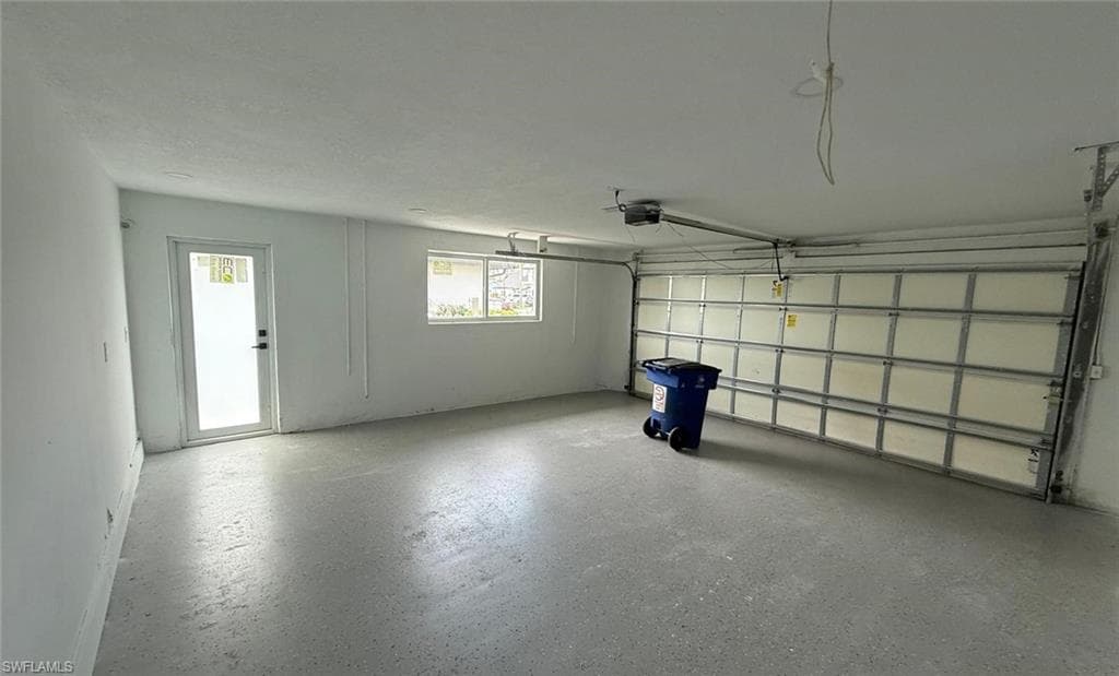 111 North Shore AVE-32