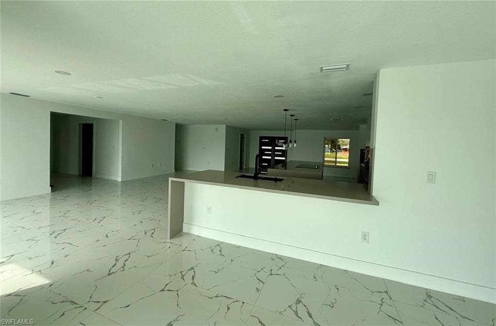 111 North Shore AVE-14