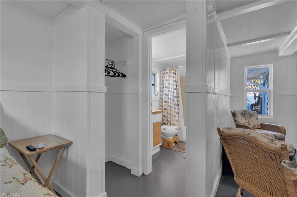 238 Mamie ST-27