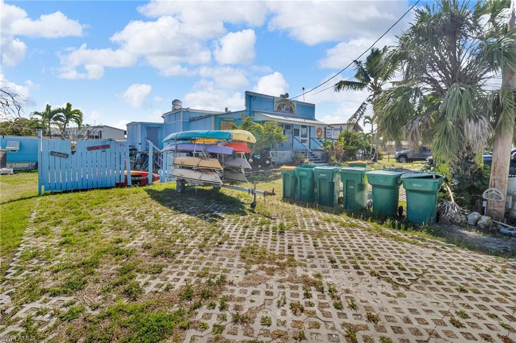 238 Mamie ST-43