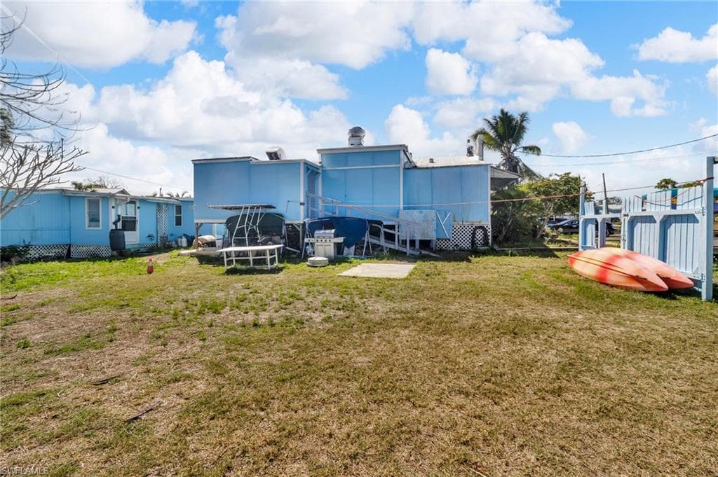 238 Mamie ST-44