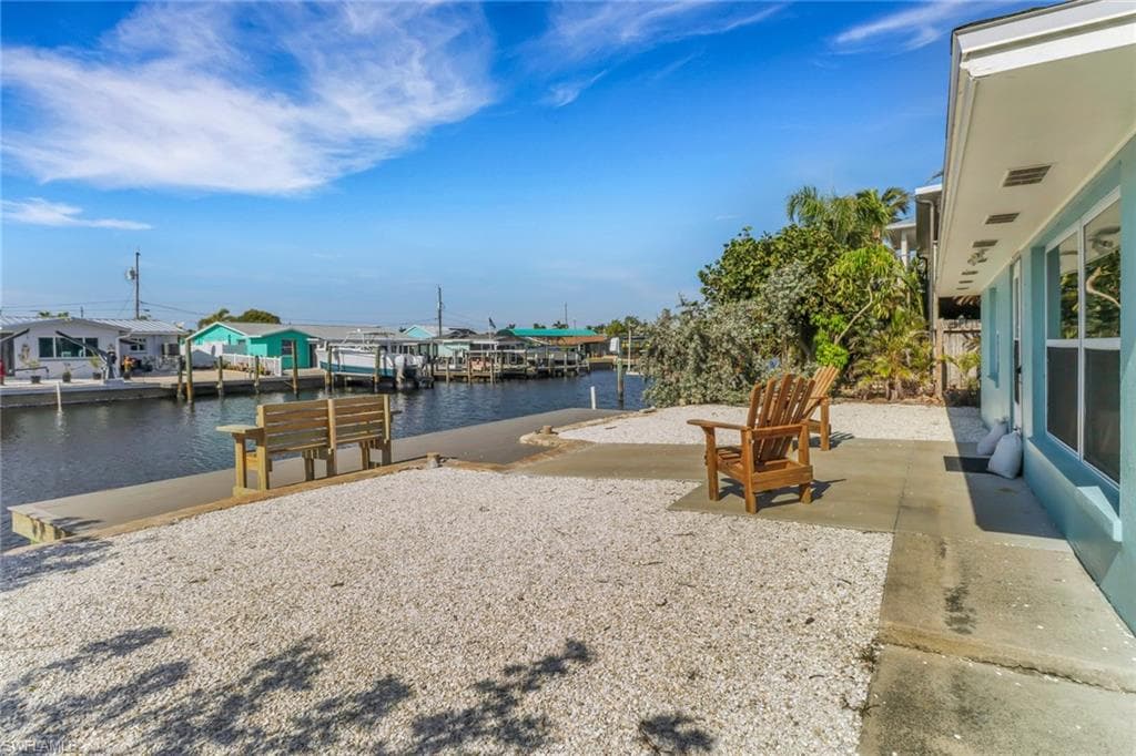 2686 Clyde ST-3