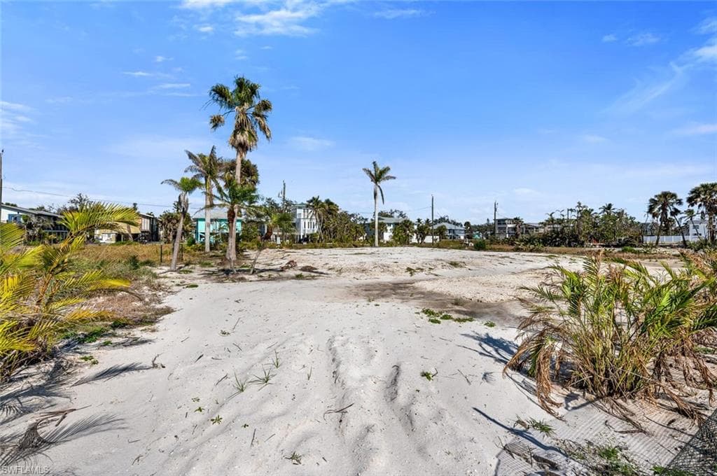 5755 Estero BLVD-6
