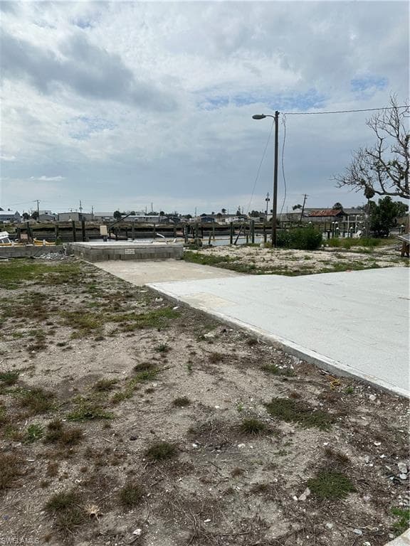 829 Oak ST-4