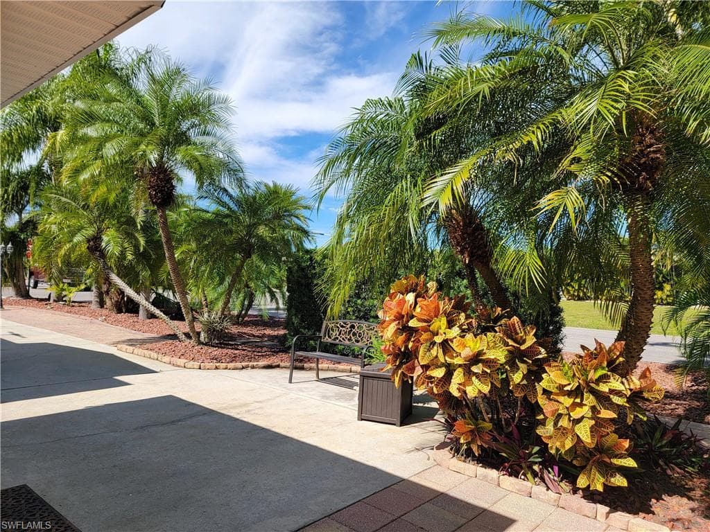5761 Brightwood DR-7