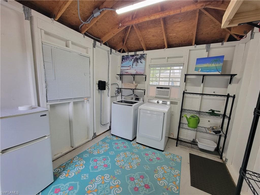 5761 Brightwood DR-11