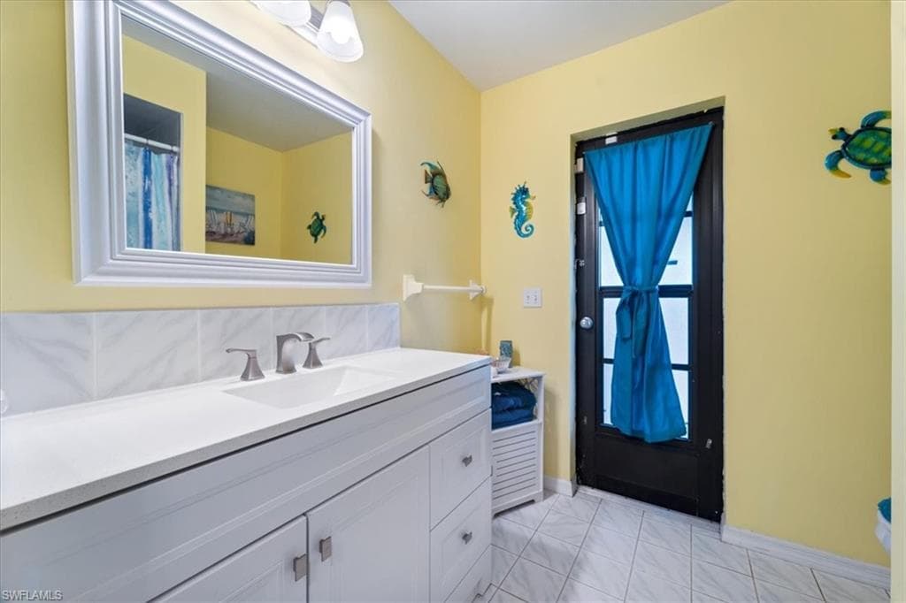 2403 Cherry CT-28