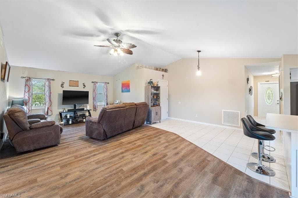 2403 Cherry CT-9