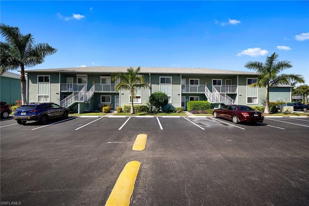 144 Cypress WAY E 707-23
