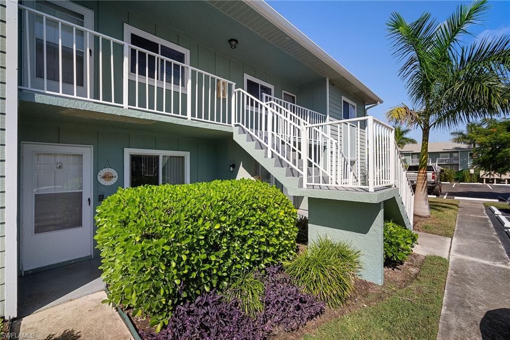 144 Cypress WAY E 707-22