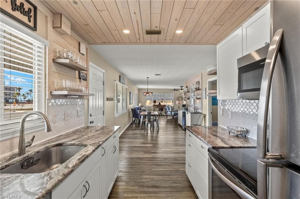 6151 Estero BLVD 1-3