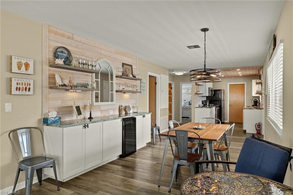 6151 Estero BLVD 1-24