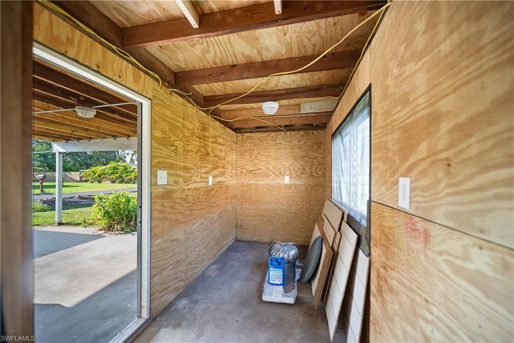 1157 4th WAY-24