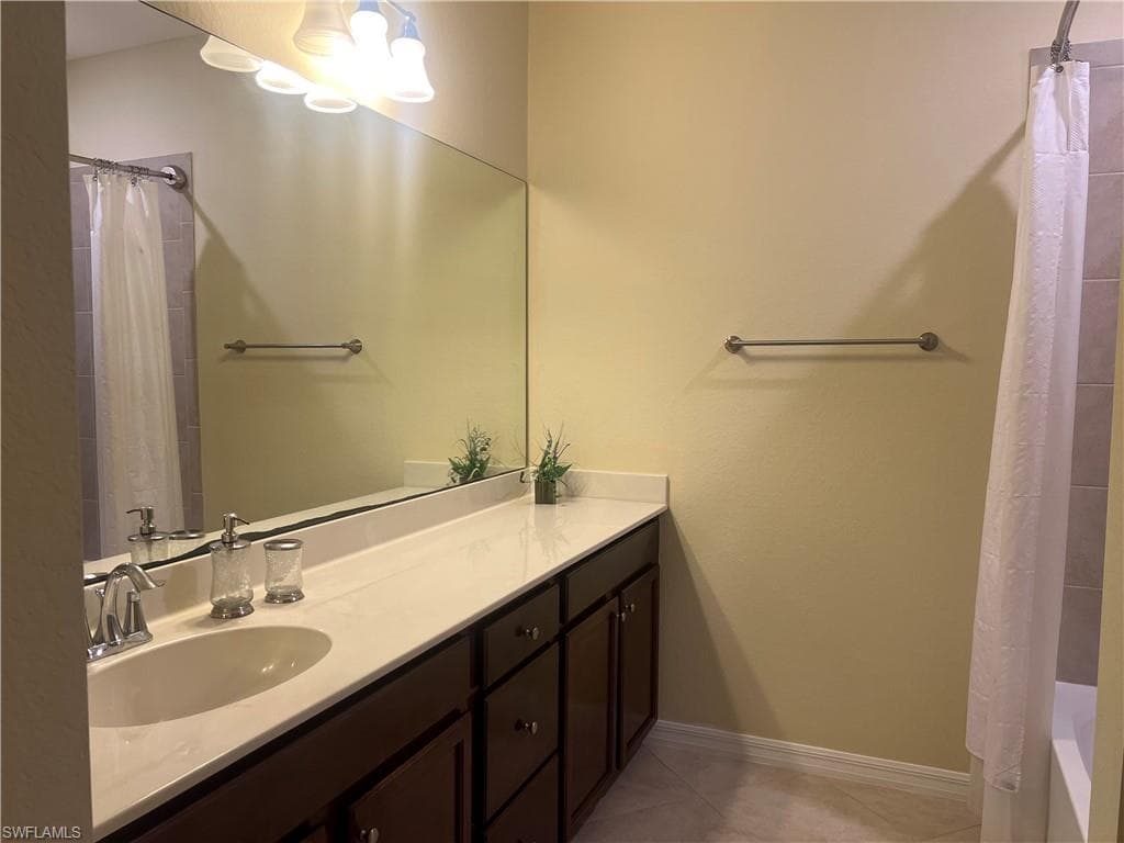 10300 Via Colomba CIR-20