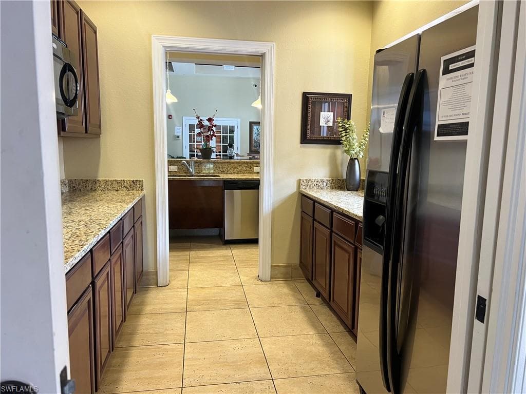 10300 Via Colomba CIR-37