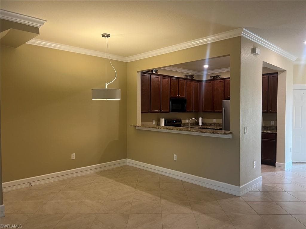 10300 Via Colomba CIR-8