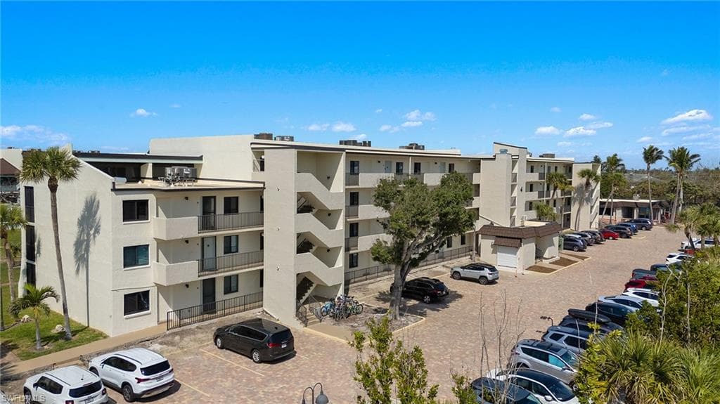 979 E Gulf DR D441-27