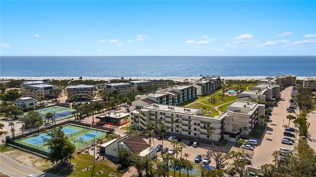 979 E Gulf DR D441-22