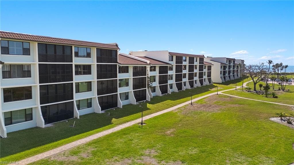 979 E Gulf DR D441-28