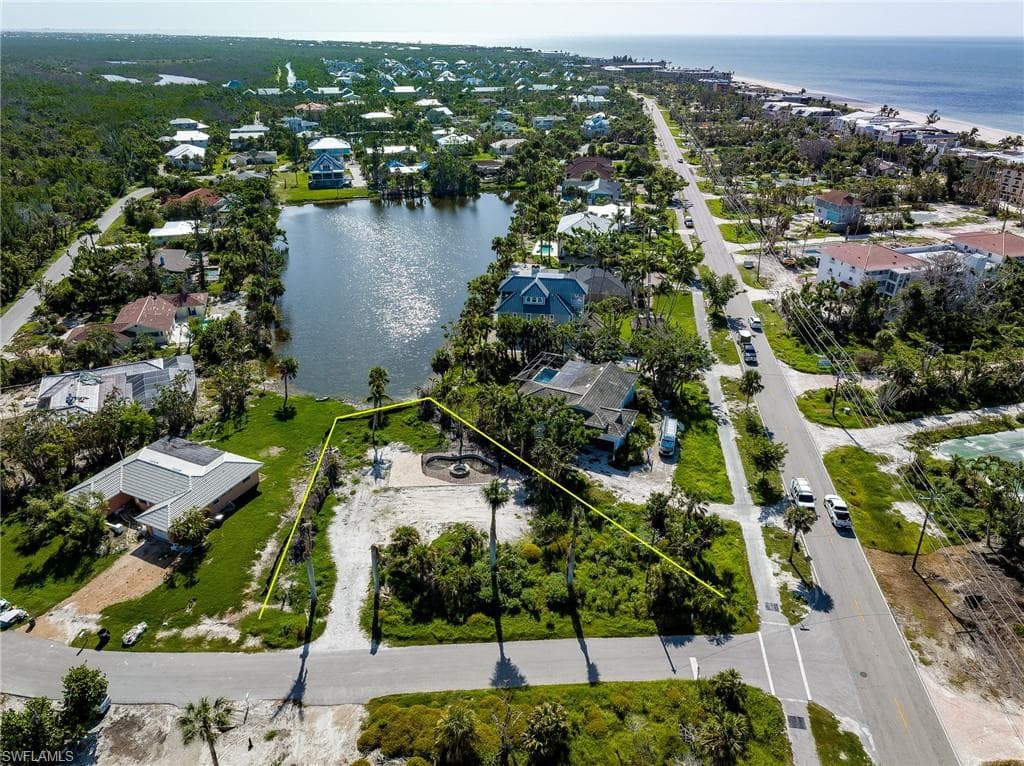327 Palm Lake DR-6