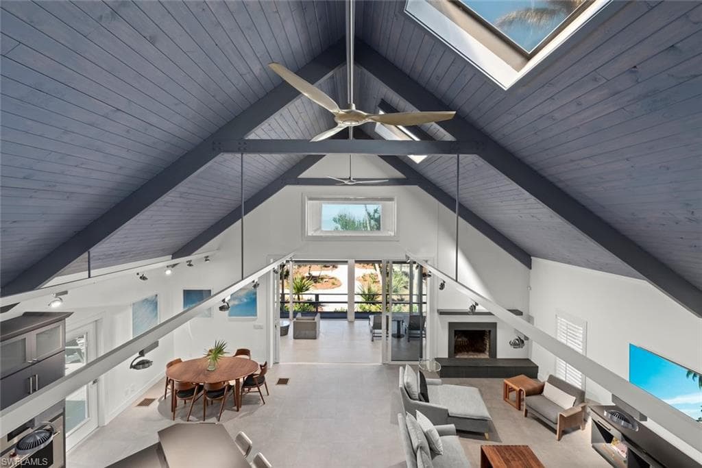16886 Captiva DR-6