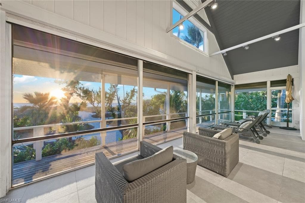 16886 Captiva DR-22