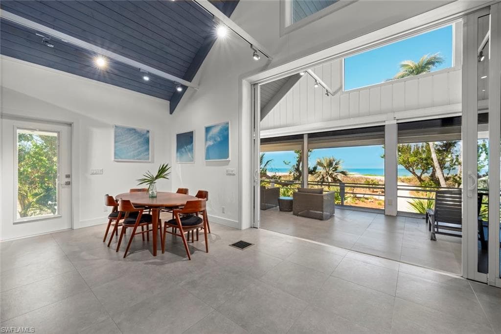 16886 Captiva DR-14