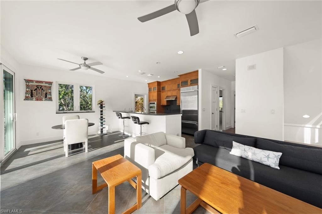 16886 Captiva DR-41