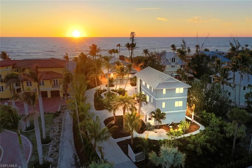 16886 Captiva DR-50
