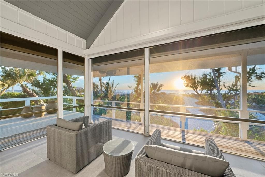 16886 Captiva DR-19