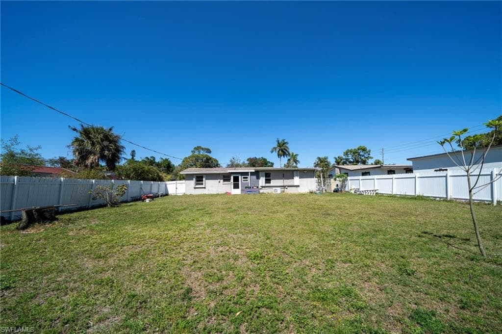 1862 Moreno AVE-27