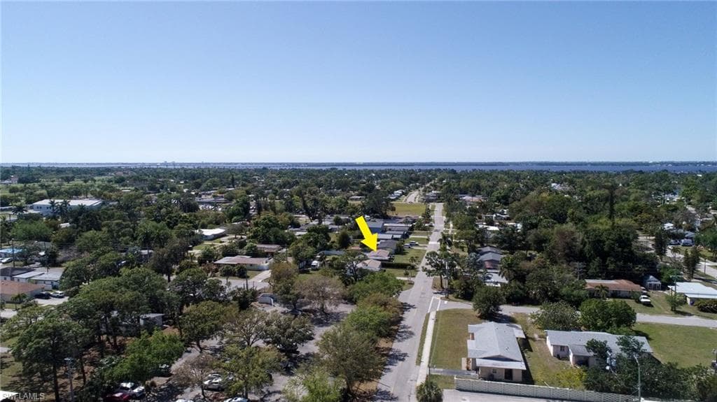 1862 Moreno AVE-34