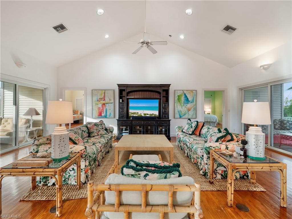 16543 Captiva DR-11