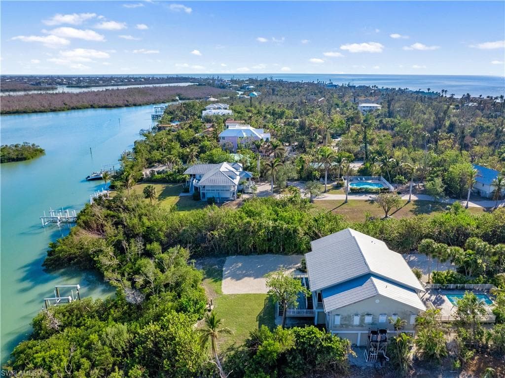 16543 Captiva DR-35