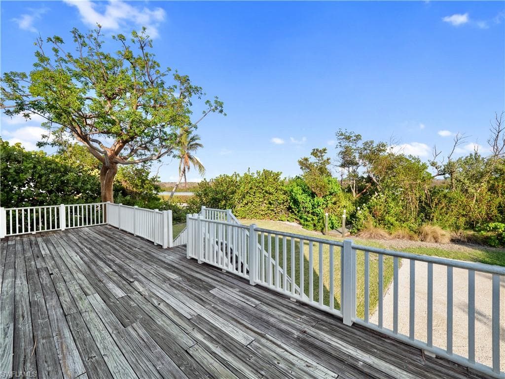 16543 Captiva DR-31