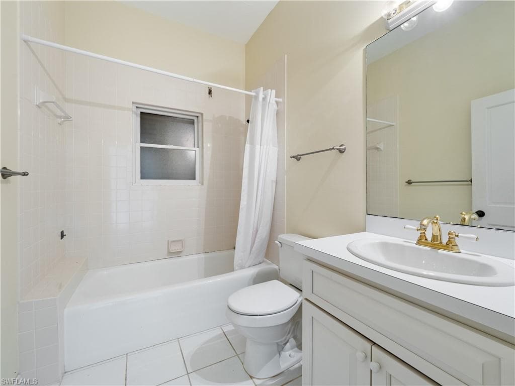 16543 Captiva DR-25