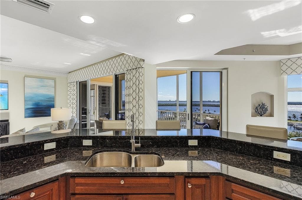 6021 Silver King BLVD 705-8
