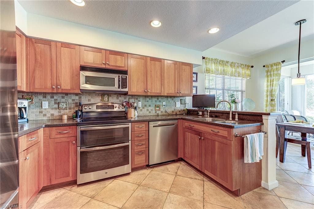 16550 Crownsbury WAY 101-13