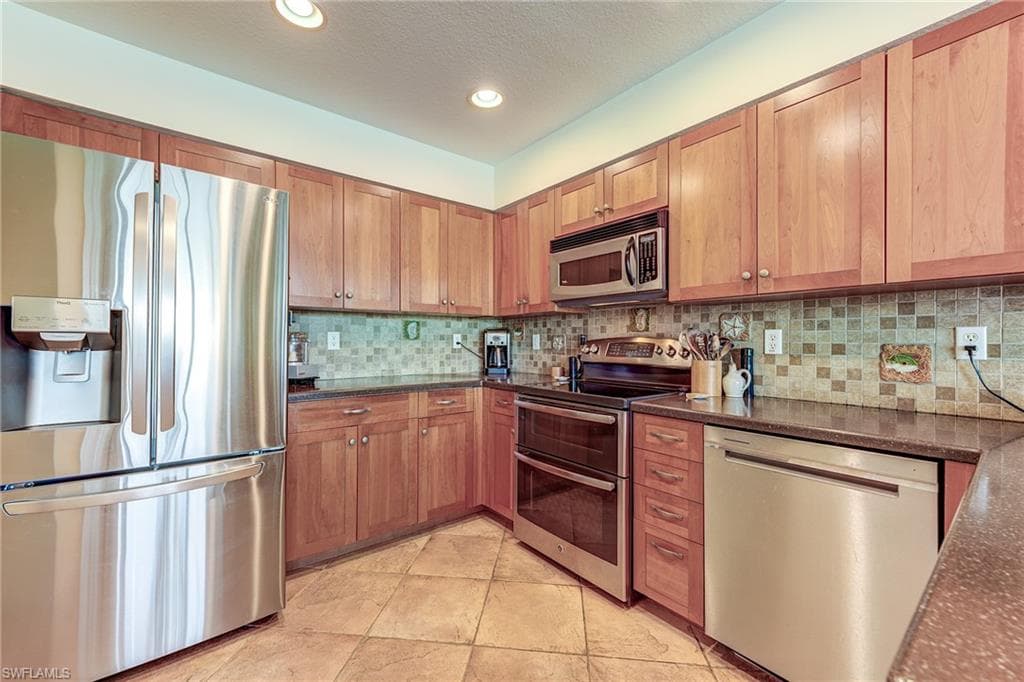 16550 Crownsbury WAY 101-12