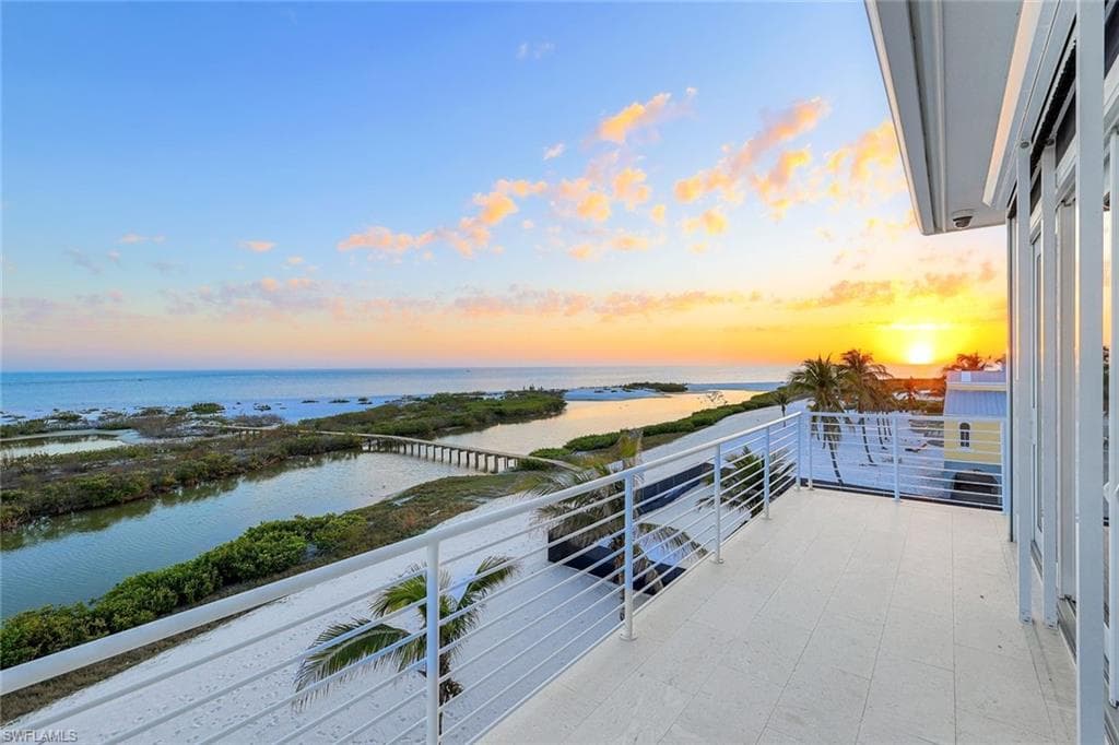 8180 Estero BLVD-33
