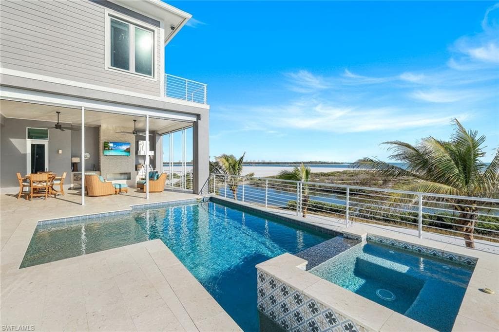 8180 Estero BLVD-19