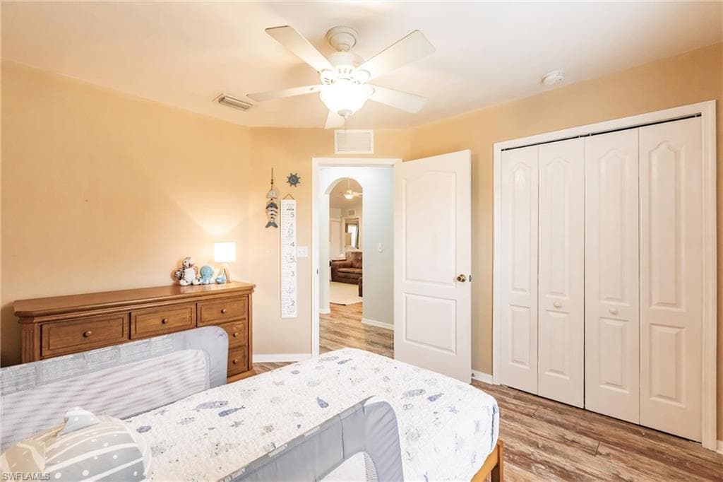 324 Parkdale BLVD-27