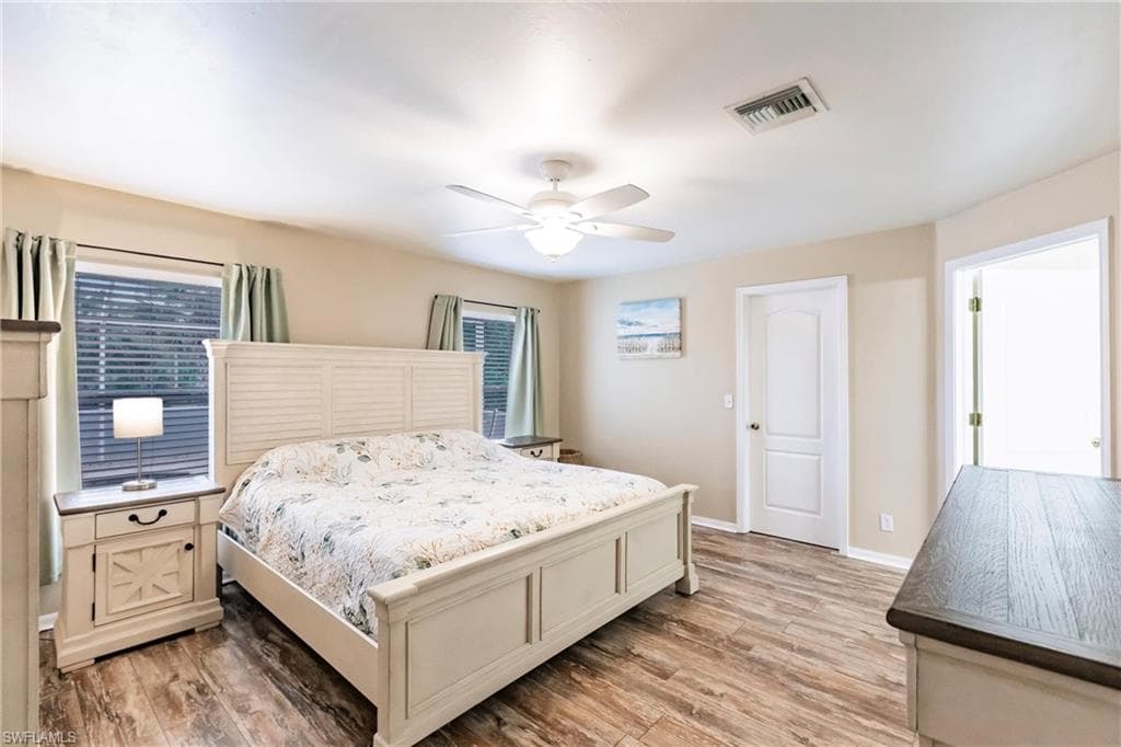 324 Parkdale BLVD-16